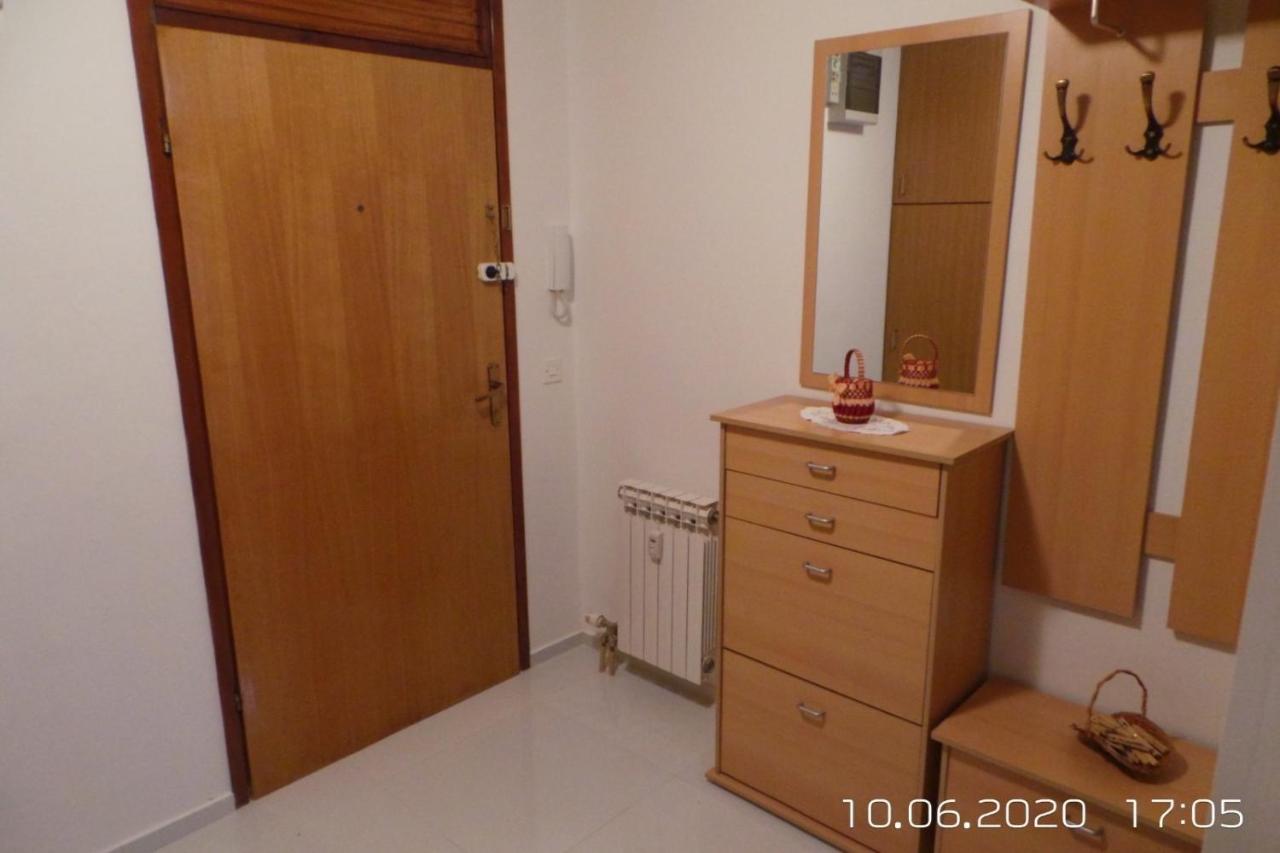 Walk Apartment Vukovar Eksteriør bilde