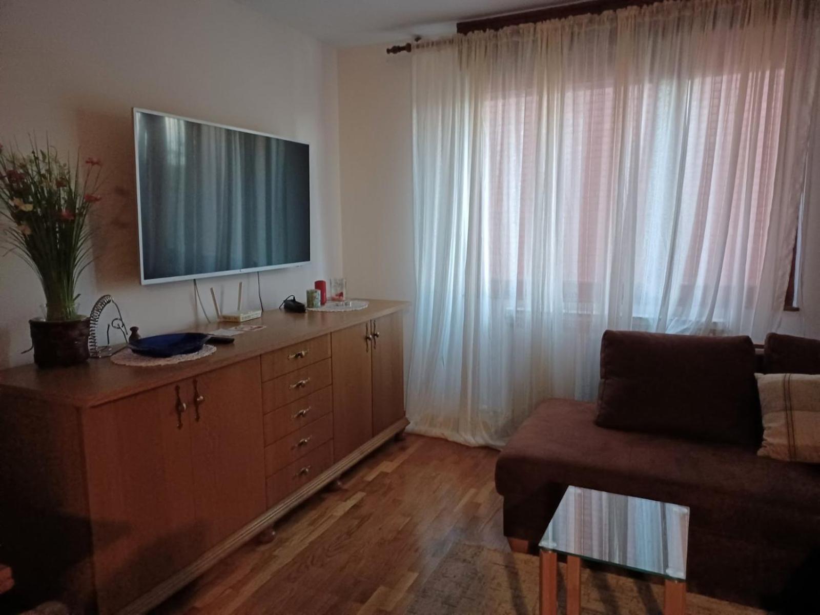 Walk Apartment Vukovar Eksteriør bilde