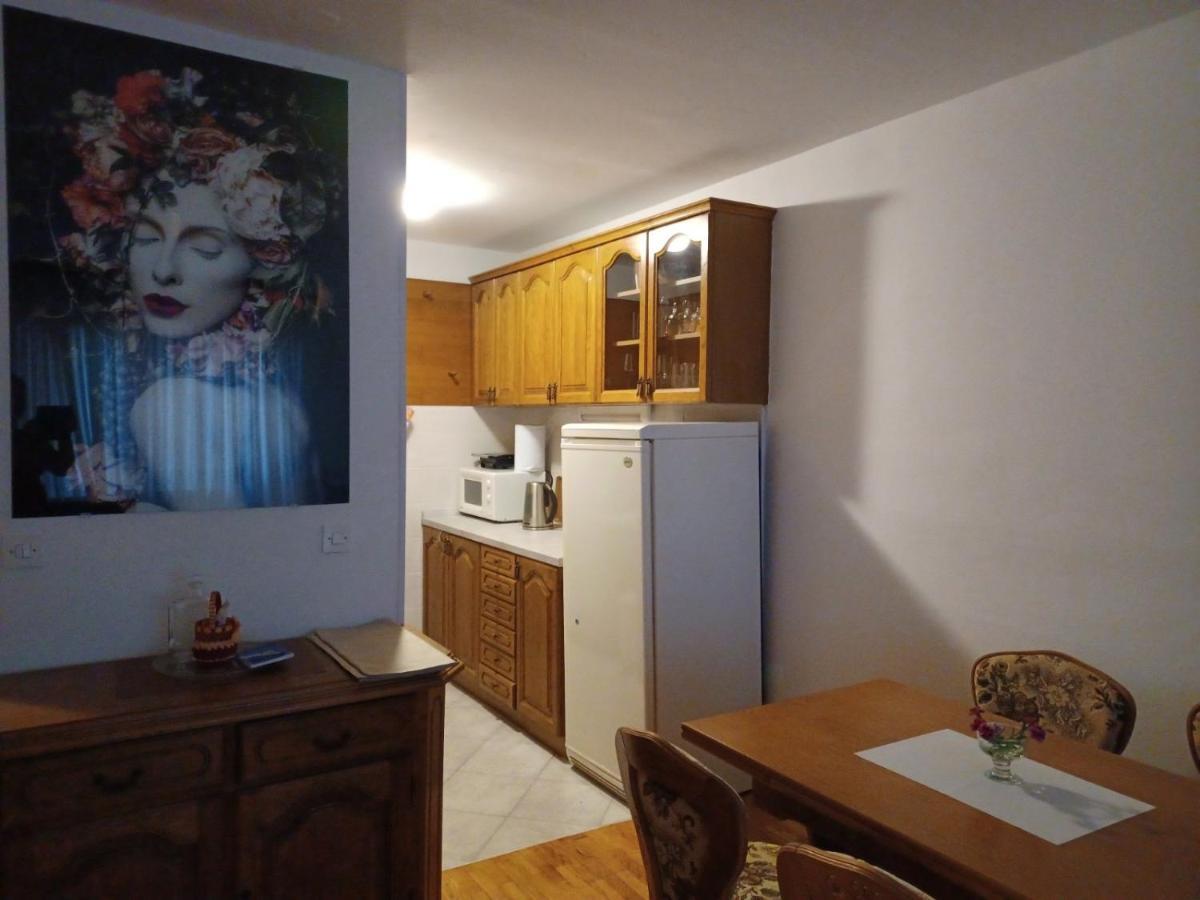 Walk Apartment Vukovar Eksteriør bilde
